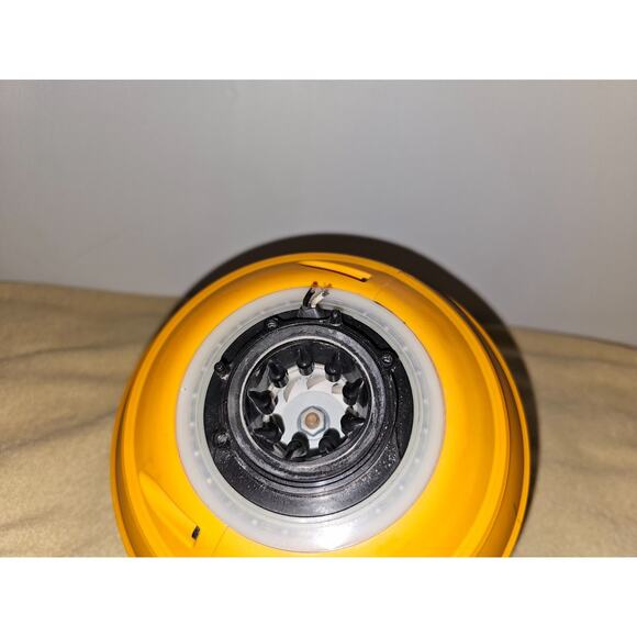 Dyson DC24 Upright Vacuum Engine Motor w/ Replacement Part Only w/ BALL/FILTER - Picture 7 of 7